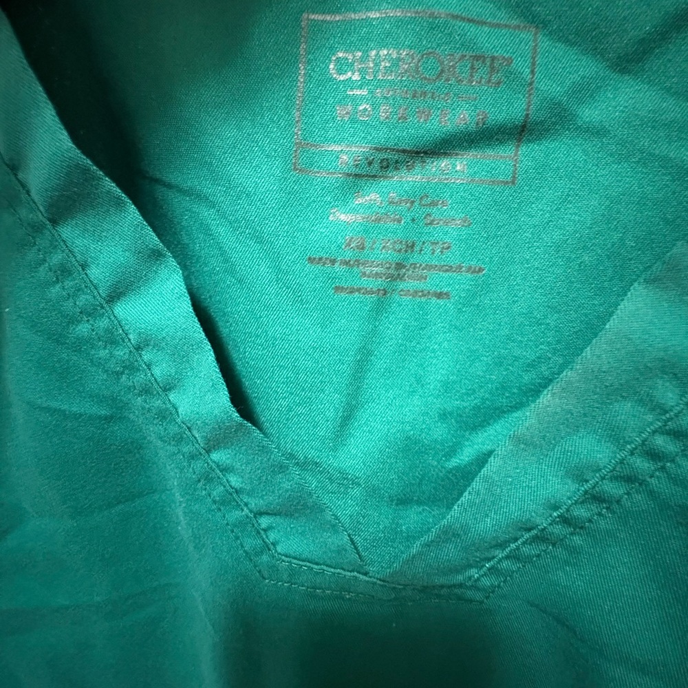 Scrub Bundle - image 8